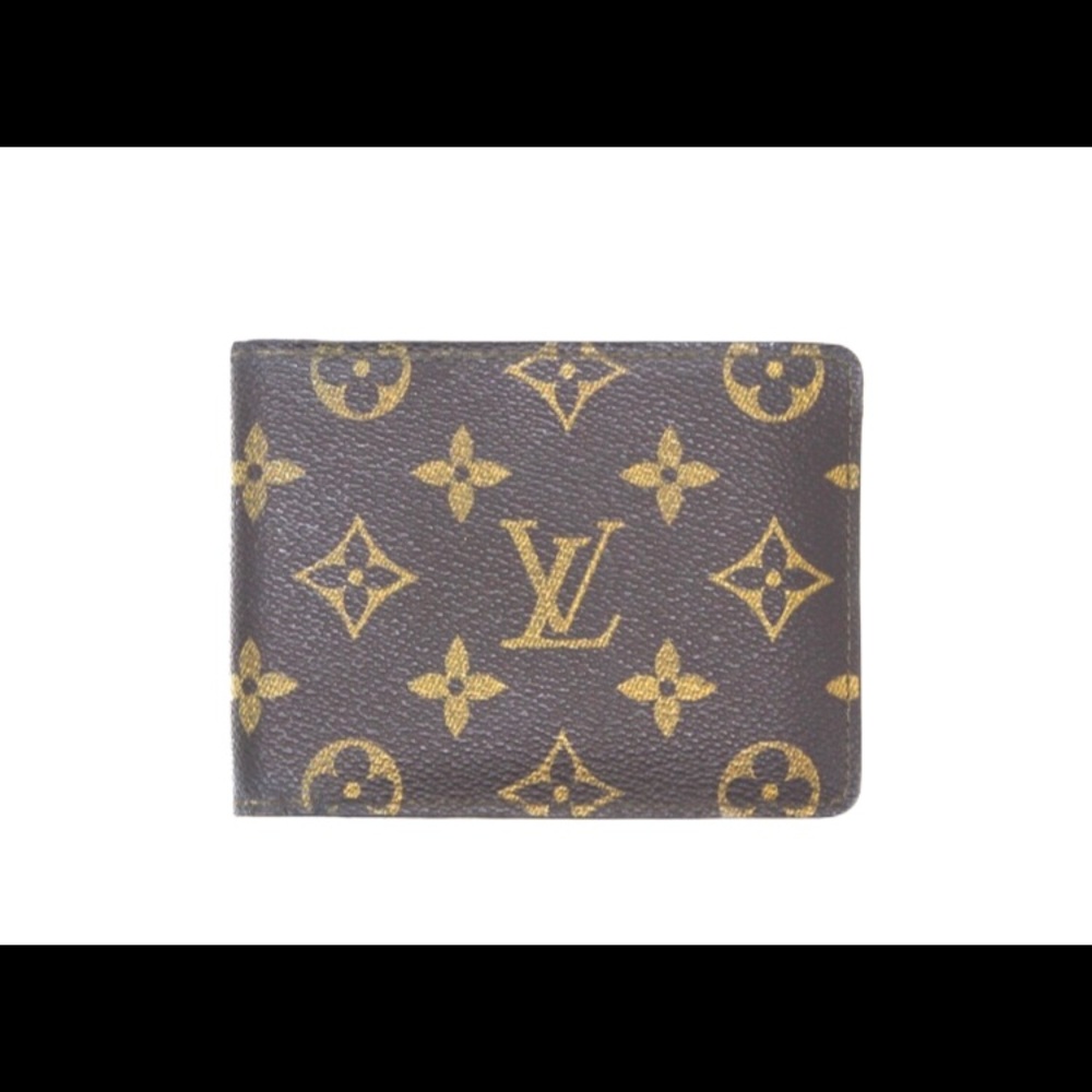 (SOLD IRL) Authentic Louis Vuitton Wallet